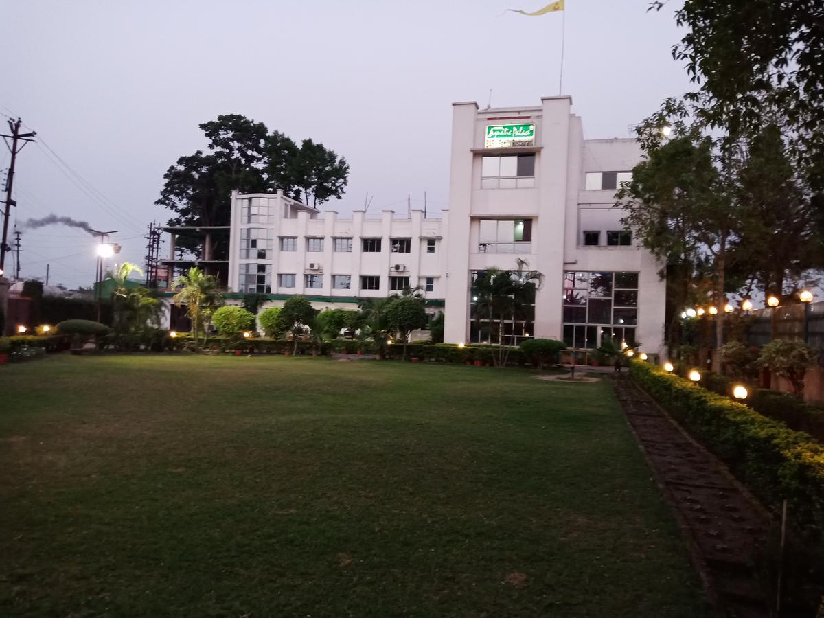 Oyo 24916 Hotel Aquatic Palace Kalyani Exterior photo