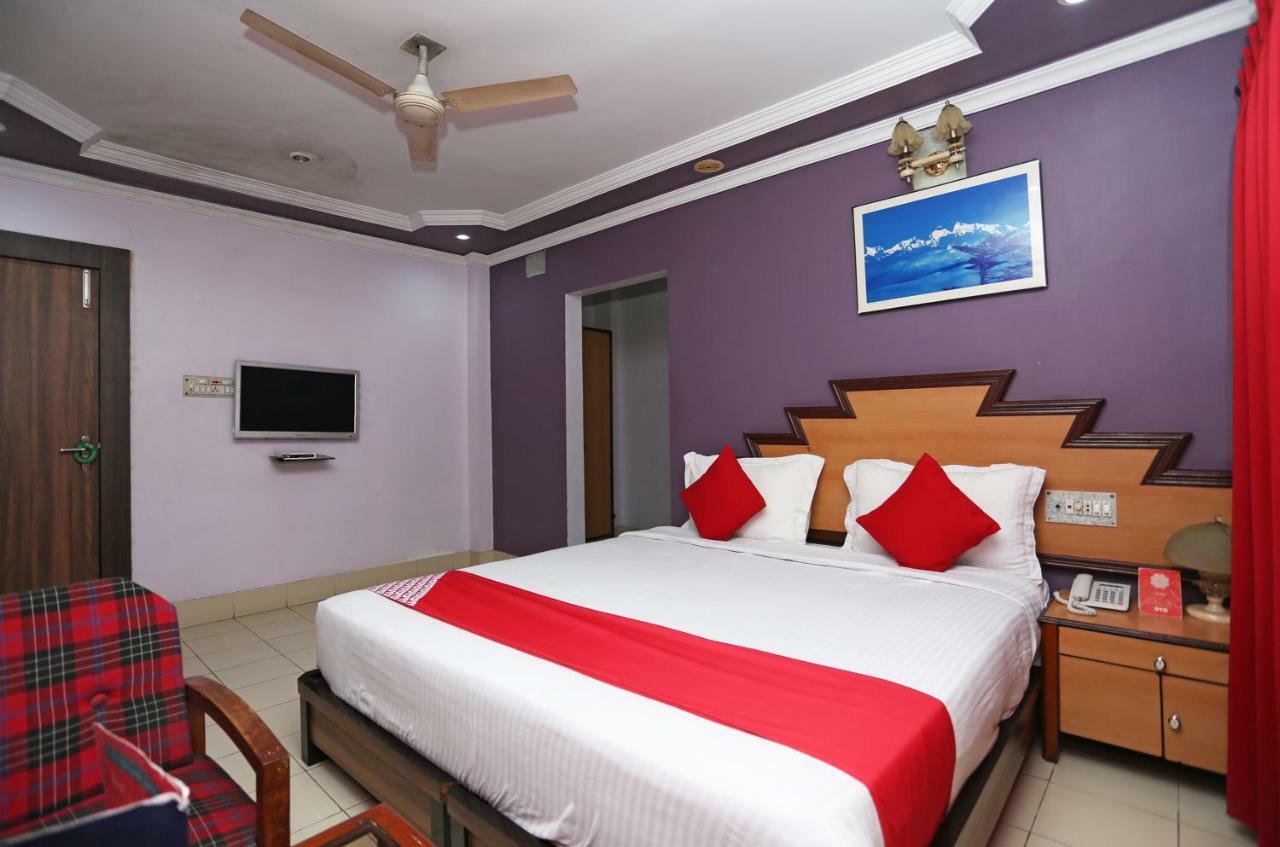 Oyo 24916 Hotel Aquatic Palace Kalyani Exterior photo